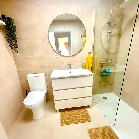 Modern 2br Walk To Appartement